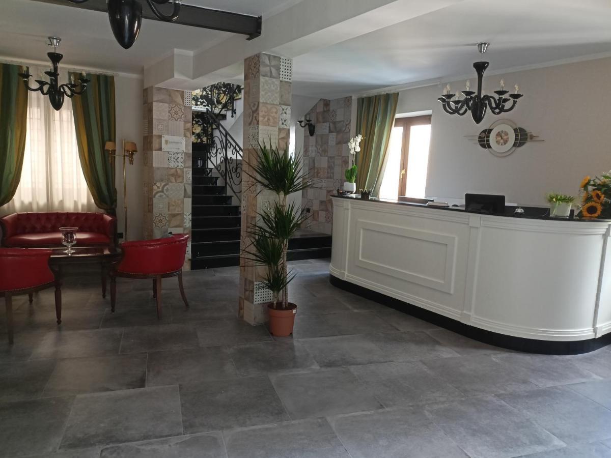 Hotel Mastrodattia Celano Luaran gambar