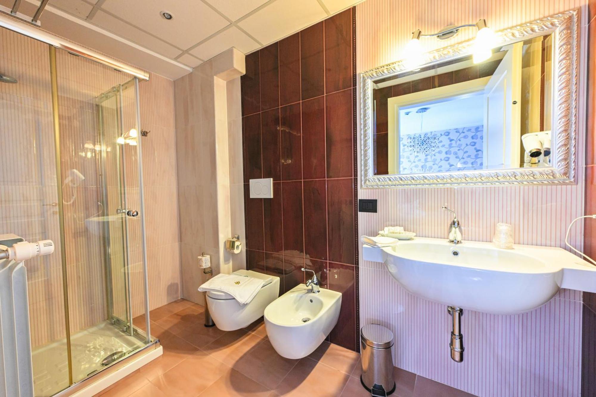 Hotel Mastrodattia Celano Luaran gambar