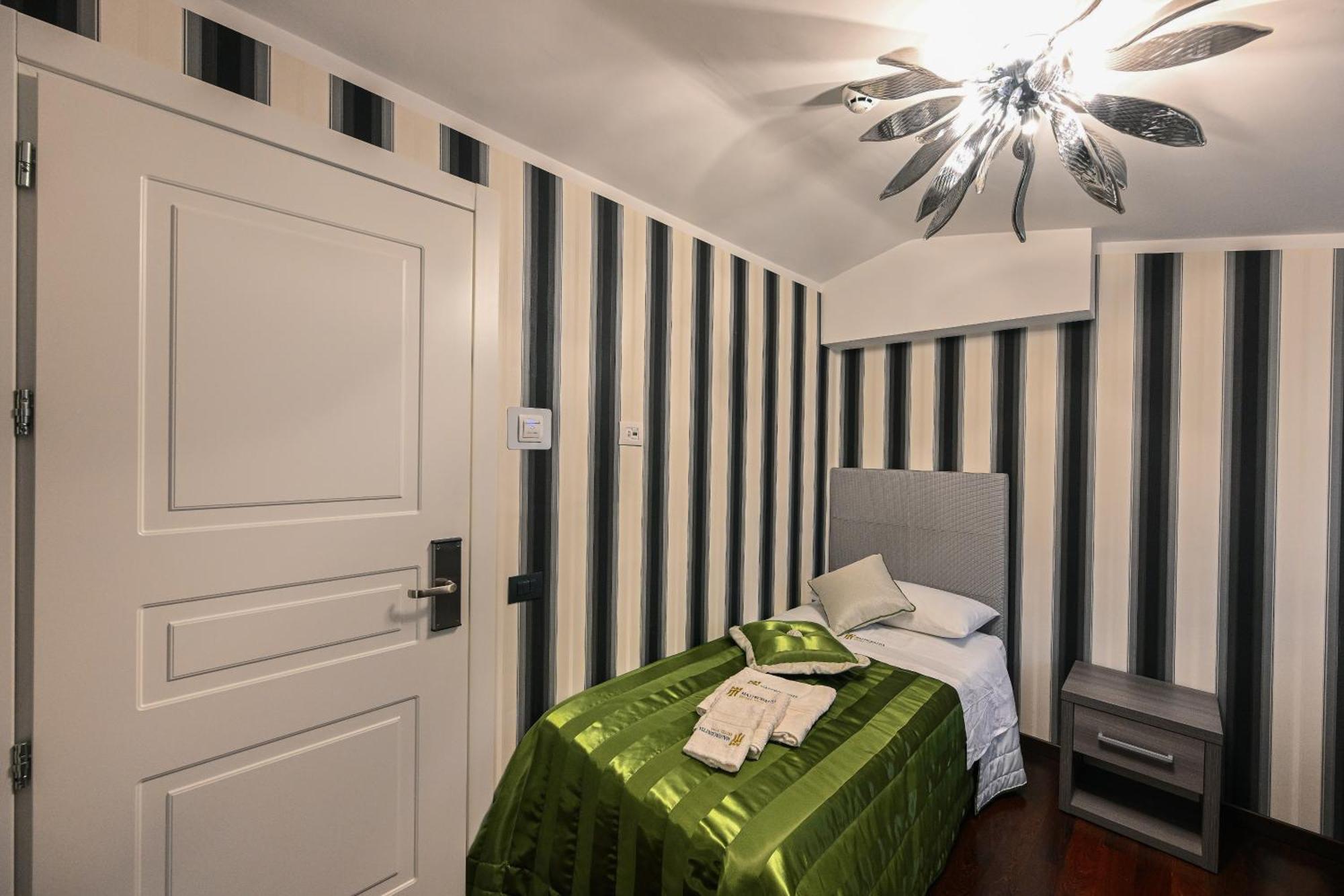 Hotel Mastrodattia Celano Luaran gambar