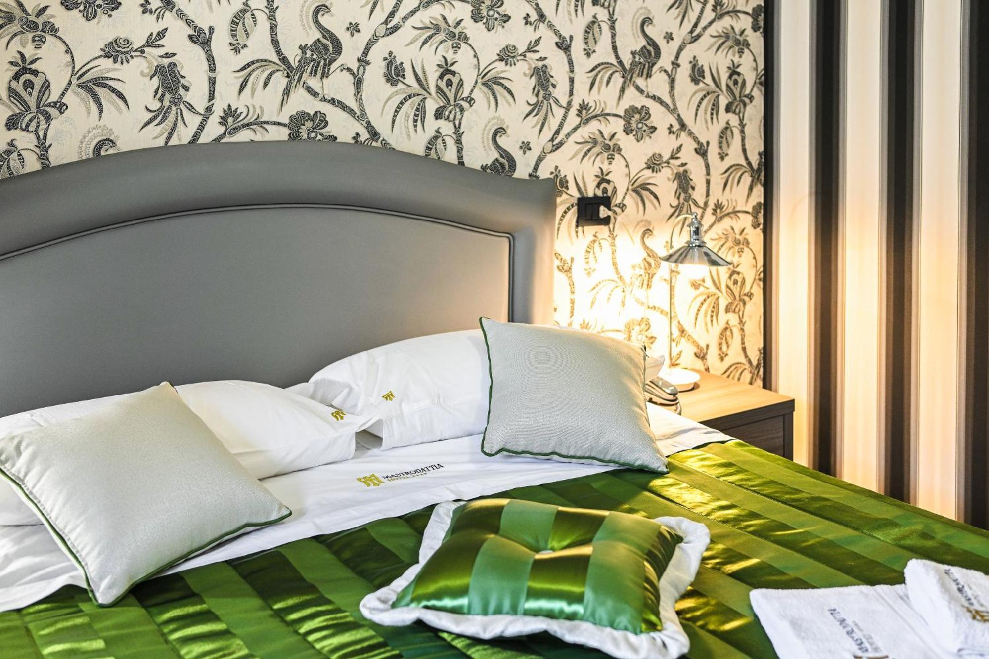 Hotel Mastrodattia Celano Luaran gambar